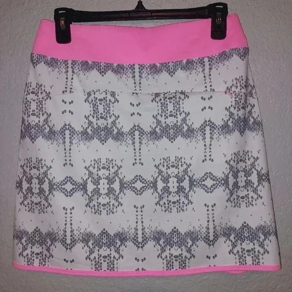 ANNIKA CUTTER & BUCK Priwild serpentine GOLF SKIRT Womens Size S EUC - Picture 2 of 7